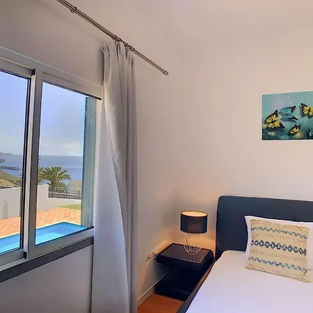 Lucia Villa Canical (Madeira)